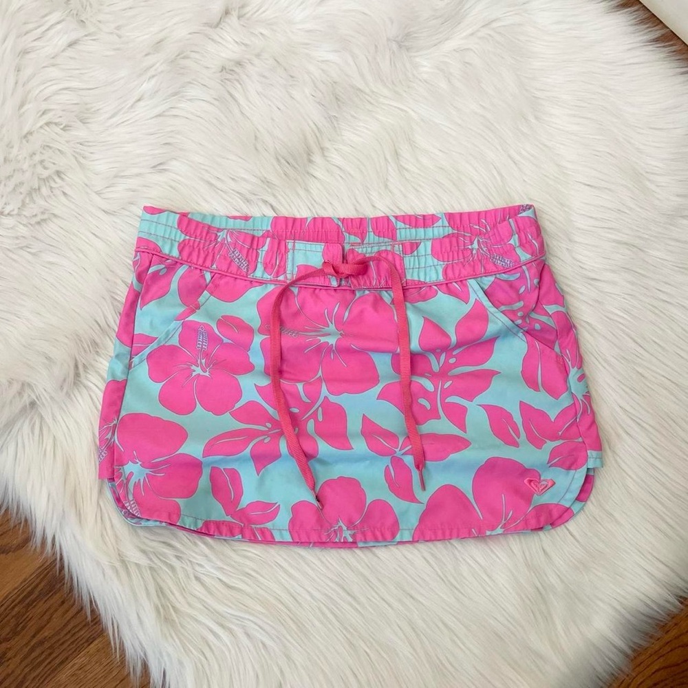 Vintage Y2K pink hibiscus mini skirt 💗 by Roxy